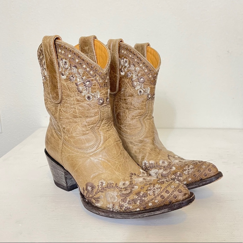 Old Gringo Amelia Bone Floral Embroidered Boots
